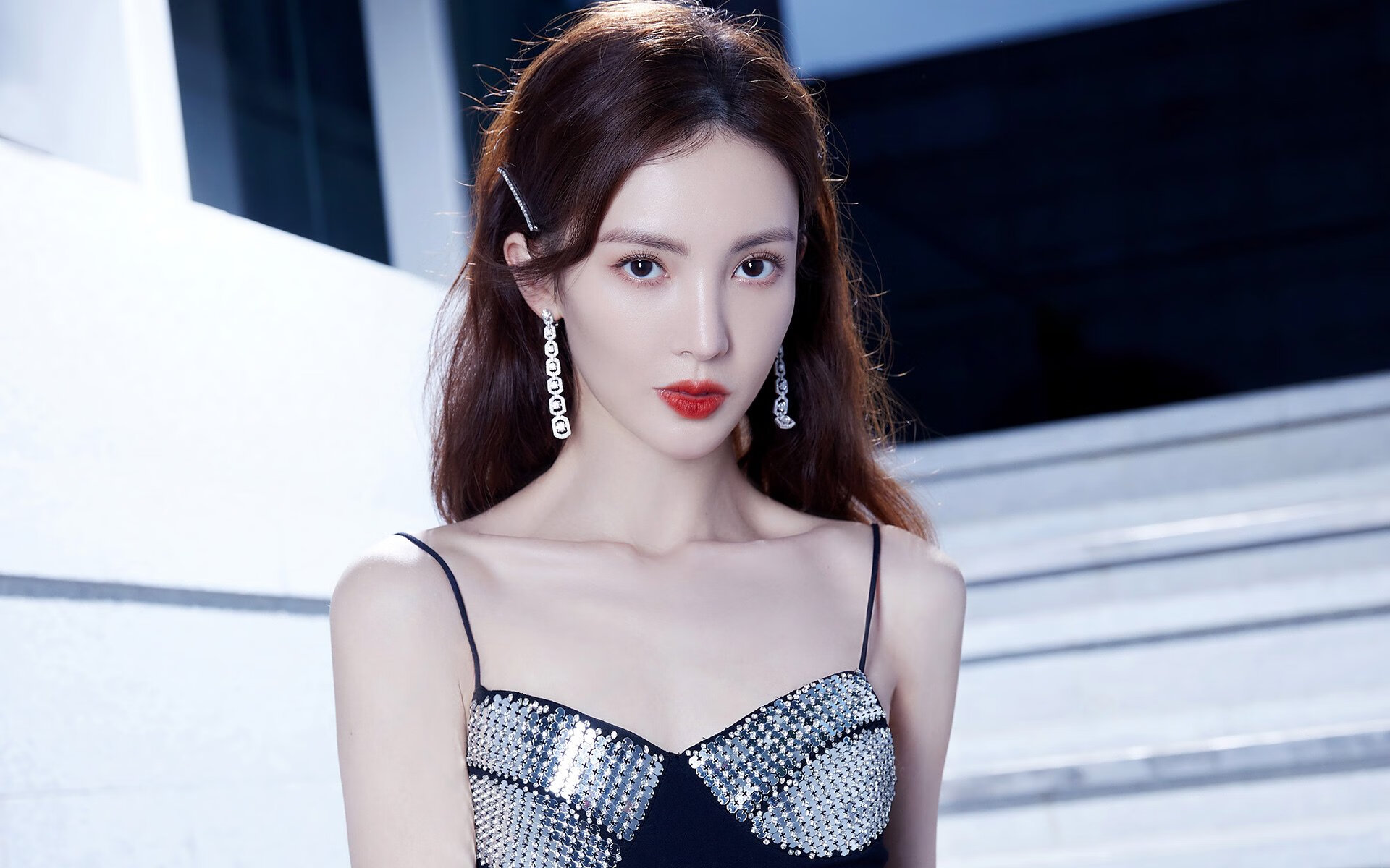 剑指东岸！利拉德客场轰垮活塞防线，用利拉德时刻回击所有质疑