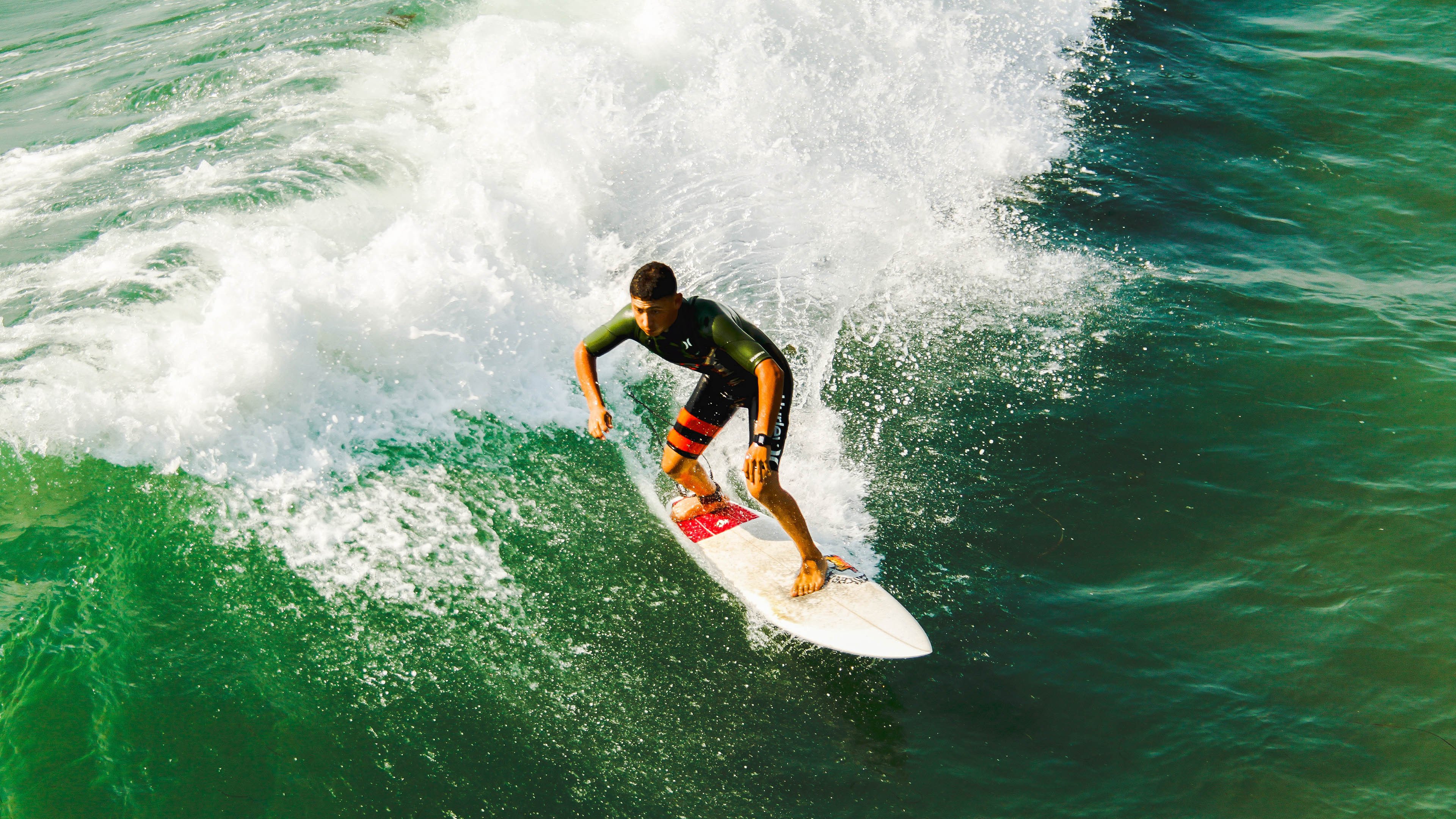 流星撕破国王的夜，当拉文的指尖点燃巴克莱中心
