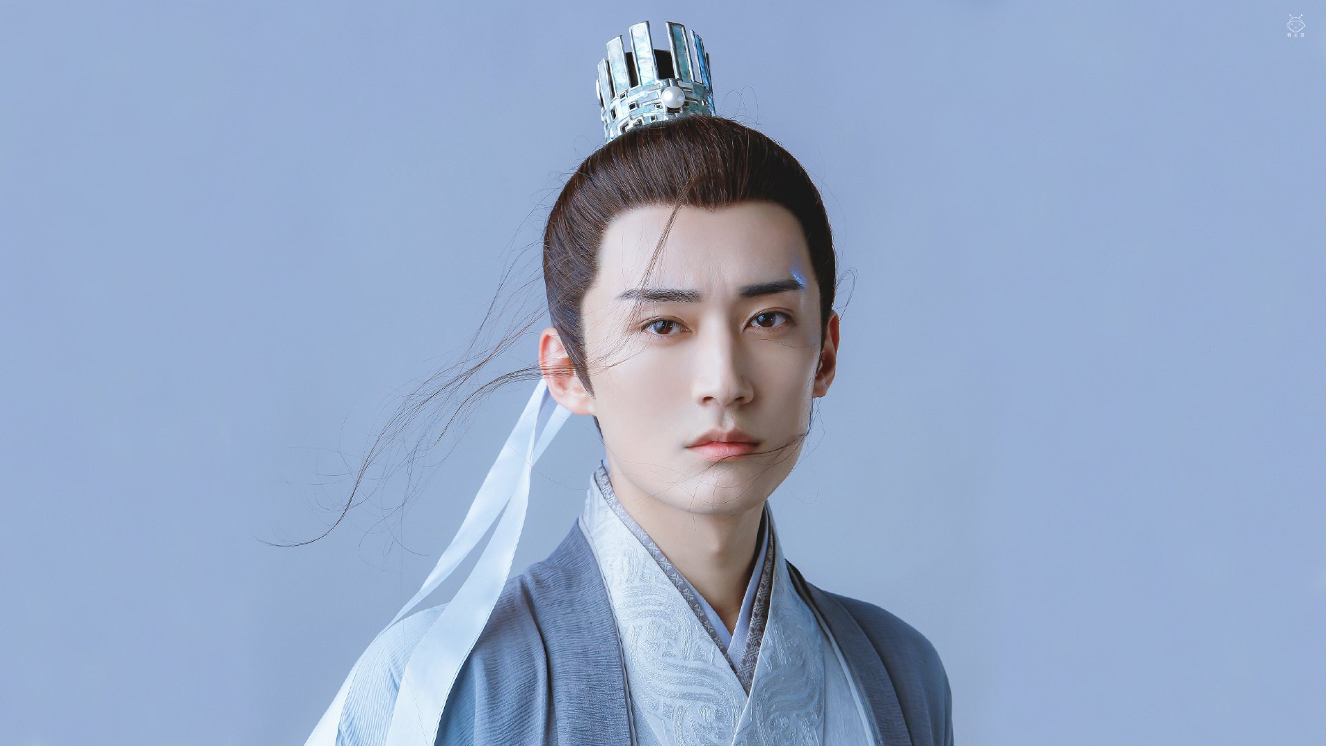 蓝军风暴席卷橙色郁金香，拉什福德如何成为攻防转换的风暴之眼