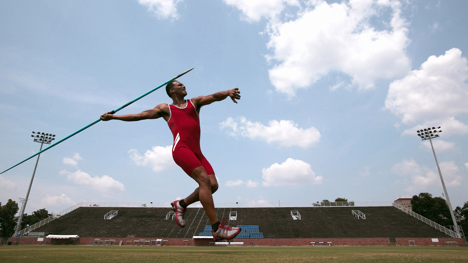 戈贝尔巨掌擎天，撕裂辽篮长城，一场定义绝对高度的征服